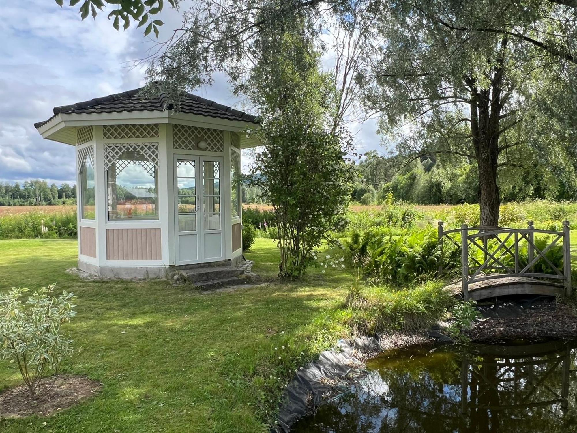 Rosa Huset Osebol Apartment Stollet ภายนอก รูปภาพ