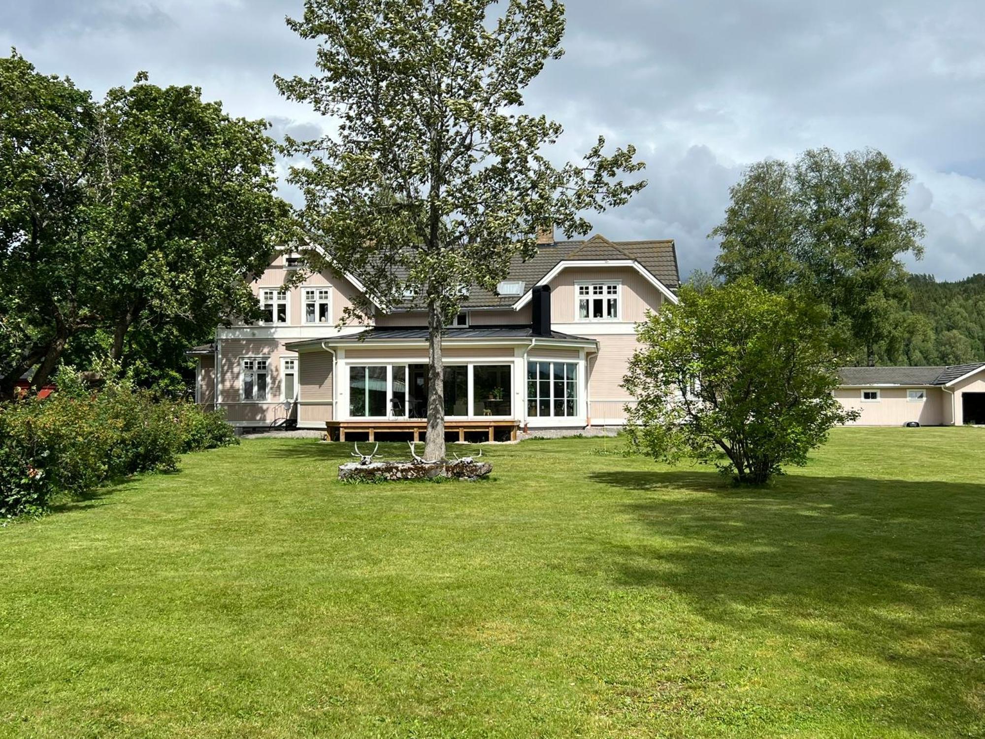 Rosa Huset Osebol Apartment Stollet ภายนอก รูปภาพ