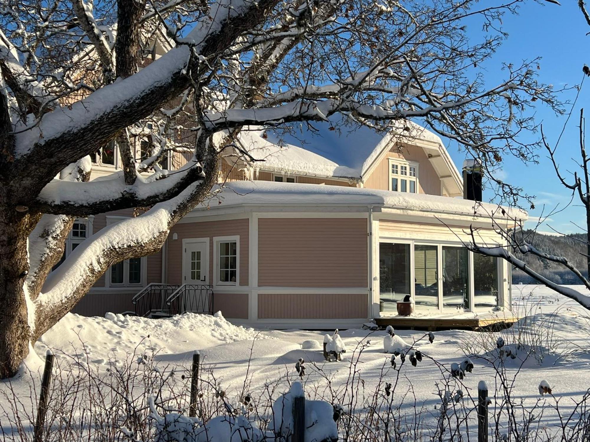 Rosa Huset Osebol Apartment Stollet ภายนอก รูปภาพ
