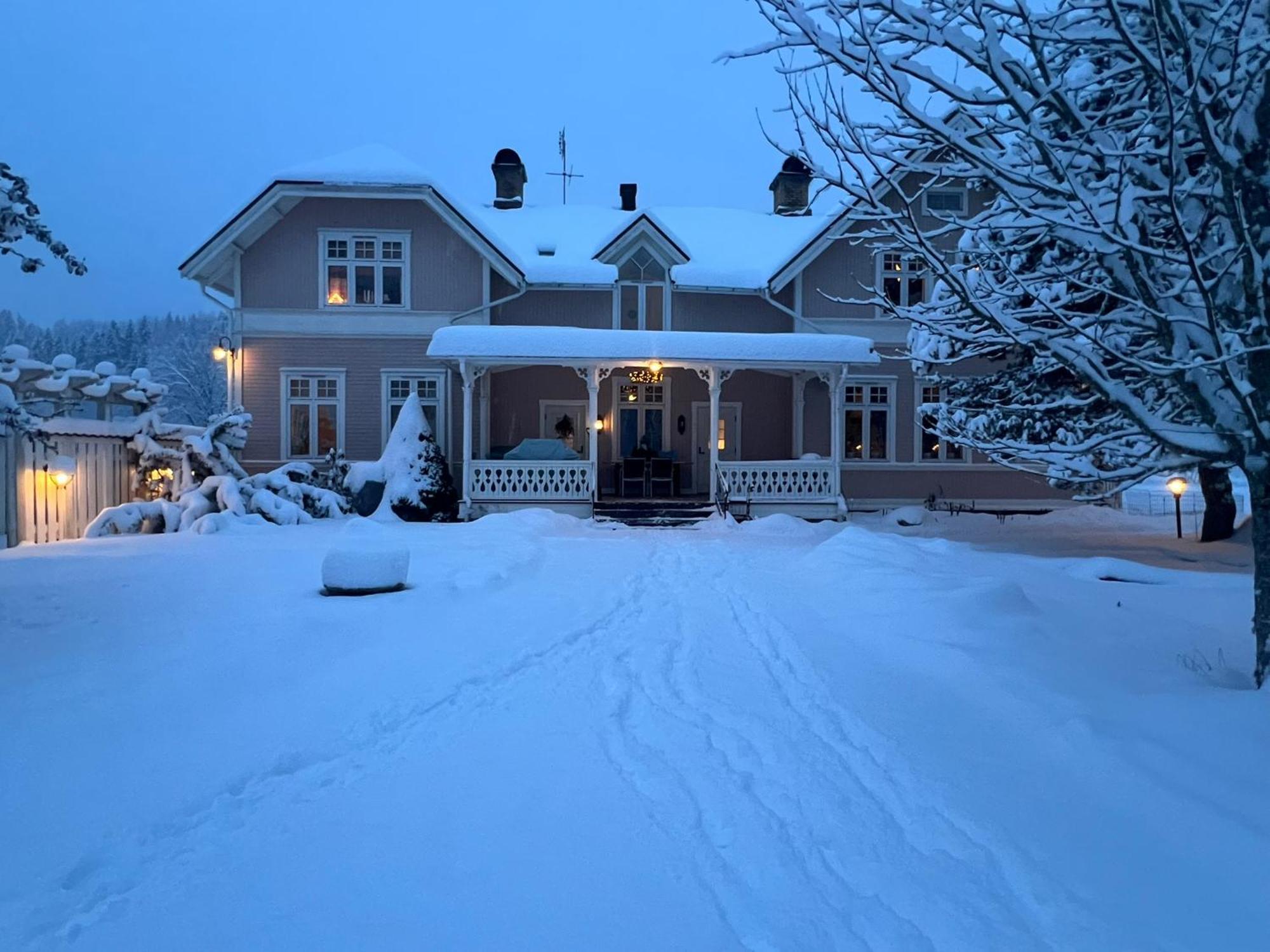 Rosa Huset Osebol Apartment Stollet ภายนอก รูปภาพ
